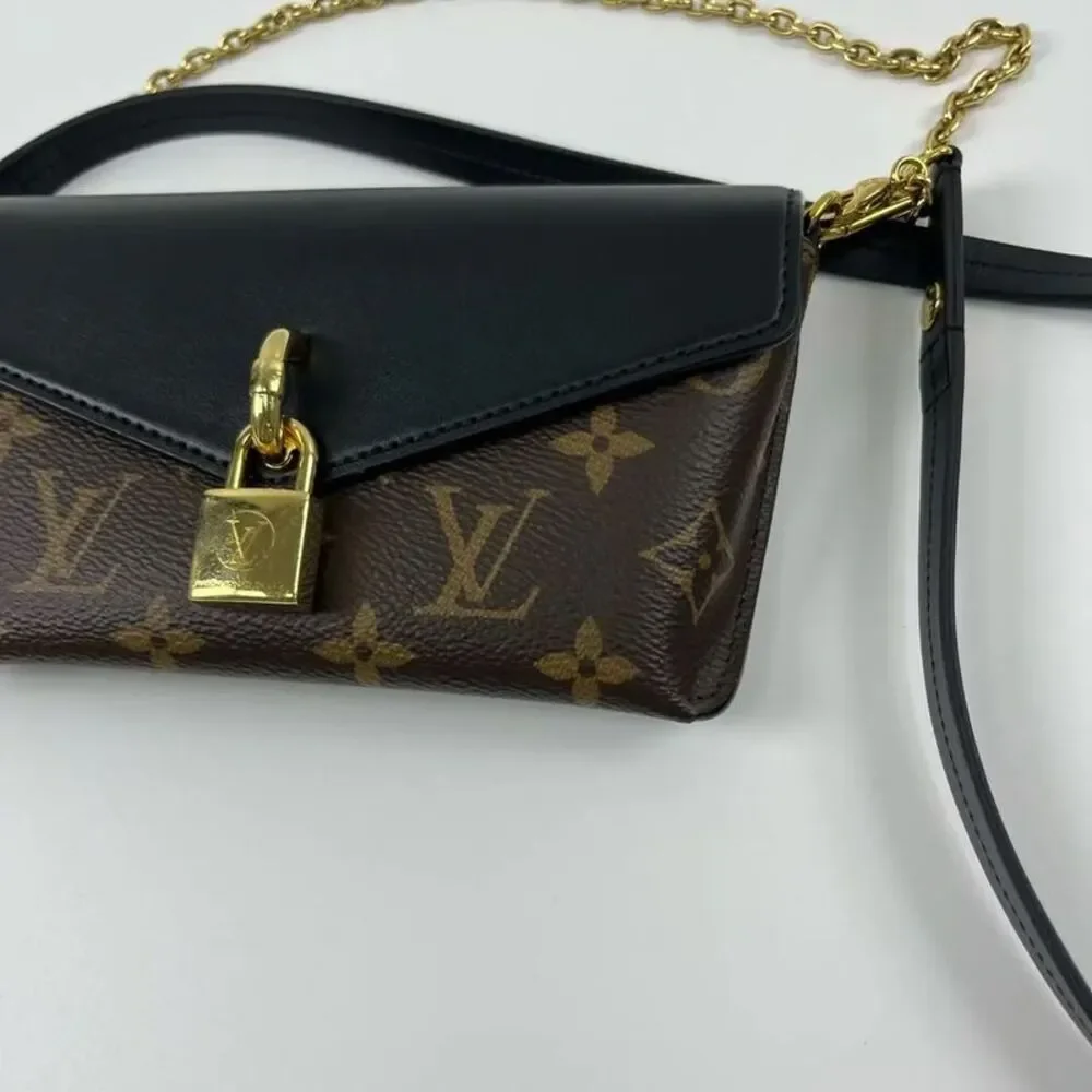 Louis Vuitton Women Pre-Loved Bag Very Good Condition